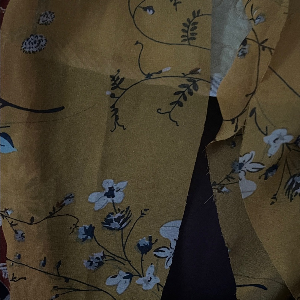 Floral Hair Scrunchies Set - Red and Yellow - Picture 3 of 3